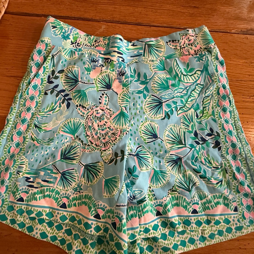 Lilly Pulitzer Tropical Print Women's Shorts